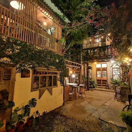 Dear B&B Тайнань Экстерьер фото